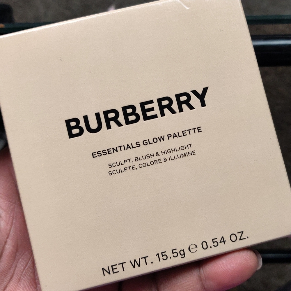 Burberry Essentials Glow Palette 01